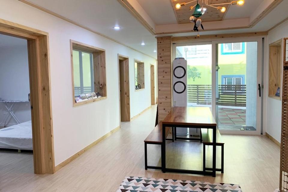 Jeju Guesthouse Oedo-dong Экстерьер фото