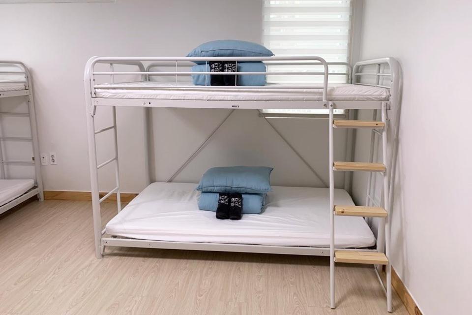 Jeju Guesthouse Oedo-dong Экстерьер фото