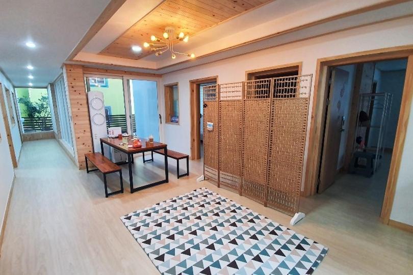 Jeju Guesthouse Oedo-dong Экстерьер фото