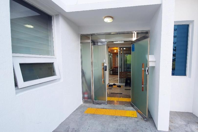 Jeju Guesthouse Oedo-dong Экстерьер фото